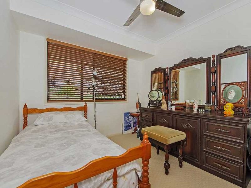 Photo - 93 Armstrong Way, Highland Park QLD 4211 - Image 17