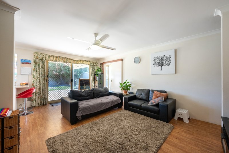 Photo - 93 Aulberry Parade, Leeming WA 6149 - Image 13