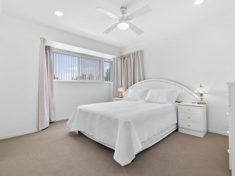 Photo - 93 Avon Ave , Banksia Beach QLD 4507 - Image 20