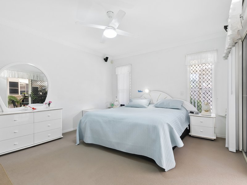 Photo - 93 Avon Ave , Banksia Beach QLD 4507 - Image 16