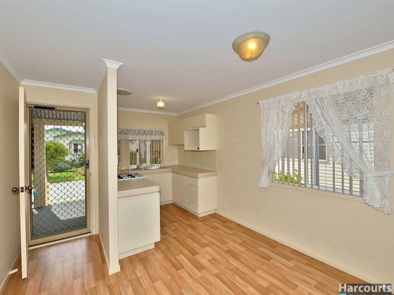 Photo - 93 Azalea Way, Mandurah WA 6210 - Image 3