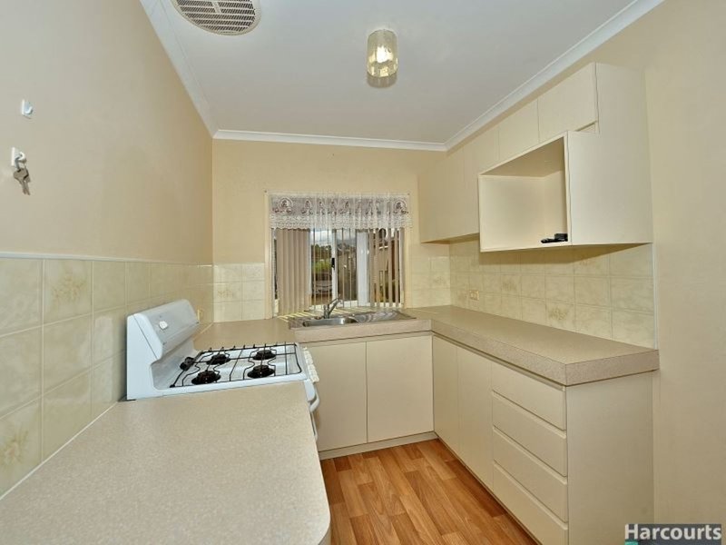 Photo - 93 Azalea Way, Mandurah WA 6210 - Image 6