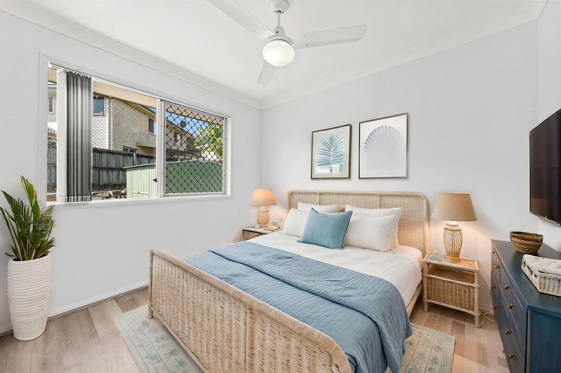 Photo - 93 Brookvale Drive, Underwood QLD 4119 - Image 8