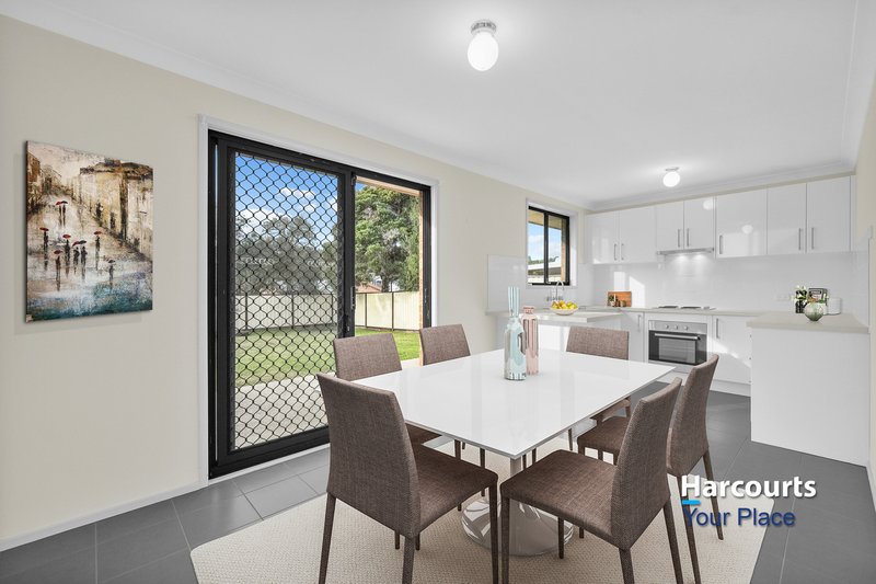 Photo - 93 Buckwell Drive, Hassall Grove NSW 2761 - Image 5