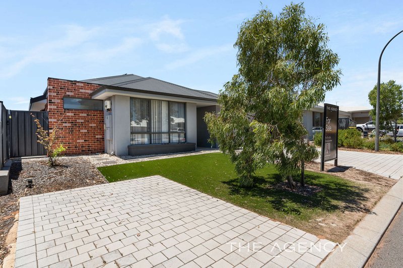 Photo - 93 Burrows Loop, Midvale WA 6056 - Image 2