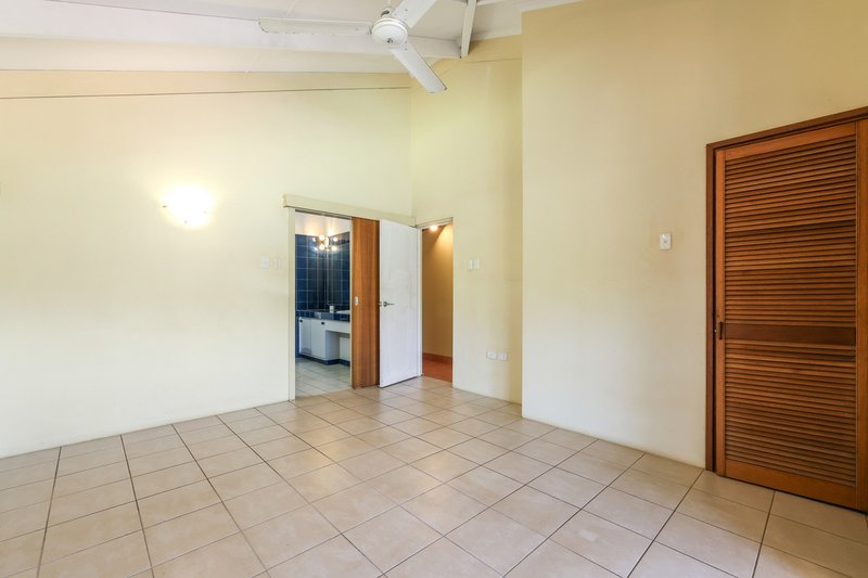 Photo - 93 Carnoustie Circuit, Marrara NT 0812 - Image 10