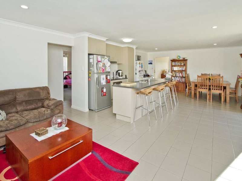 Photo - 93 Chestwood Crescent, Sippy Downs QLD 4556 - Image 7