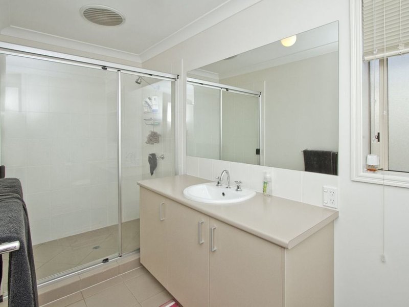 Photo - 93 Chestwood Crescent, Sippy Downs QLD 4556 - Image 14