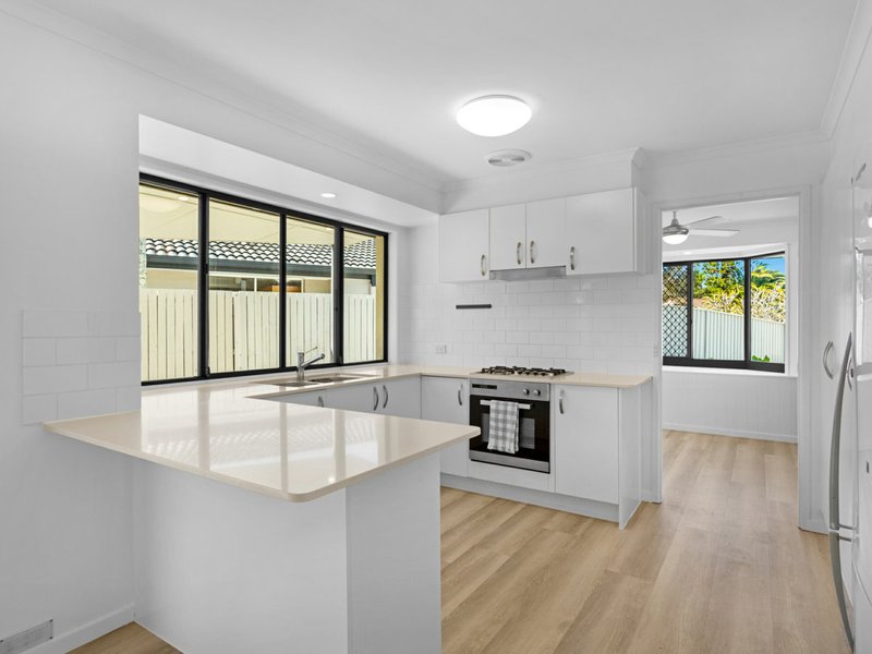 Photo - 93 Chisholm Road, Carrara QLD 4211 - Image 3