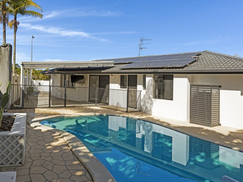 Photo - 93 Chisholm Road, Carrara QLD 4211 - Image 19