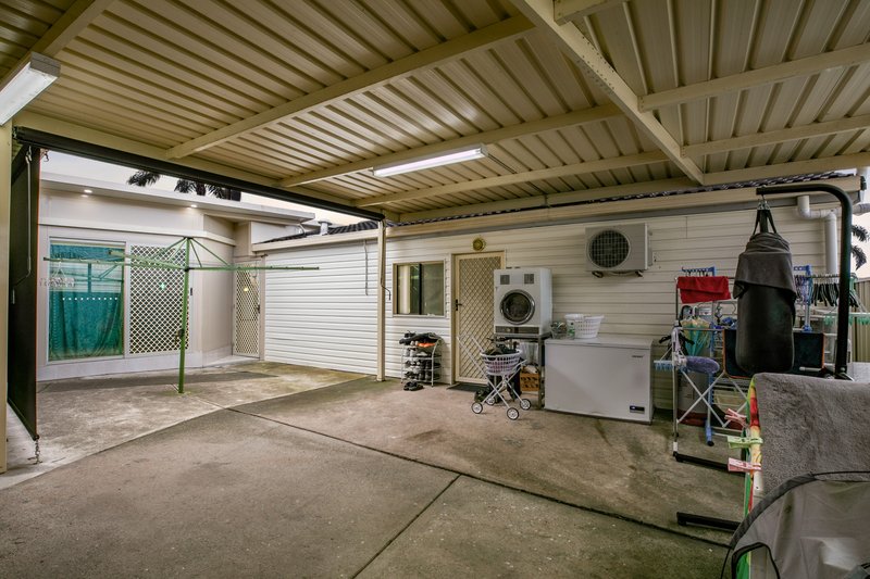 Photo - 93 De Meyrick Avenue, Lurnea NSW 2170 - Image 12