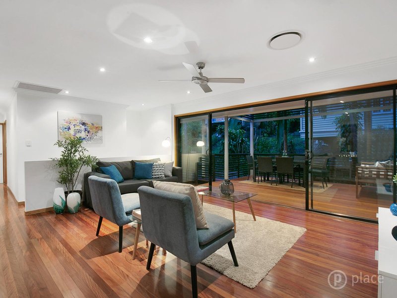 Photo - 93 Dewar Terrace, Sherwood QLD 4075 - Image 3