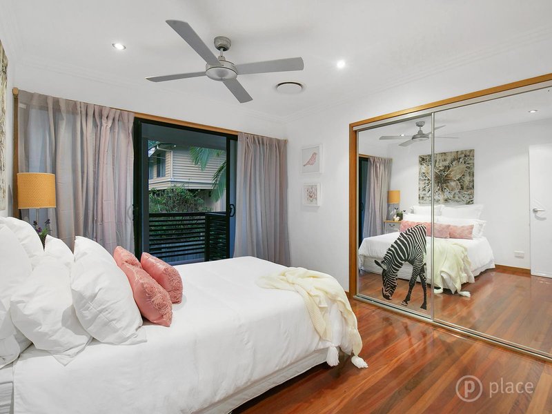 Photo - 93 Dewar Terrace, Sherwood QLD 4075 - Image 8