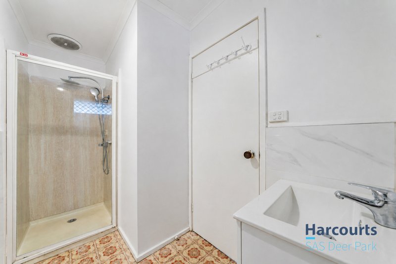 Photo - 93 Diamond Avenue, Albanvale VIC 3021 - Image 19