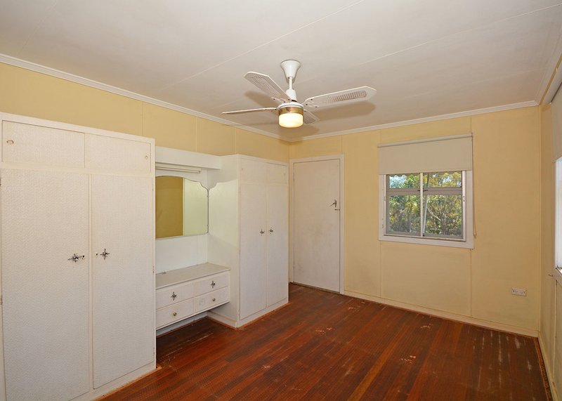 Photo - 93 East Street, Scarness QLD 4655 - Image 16