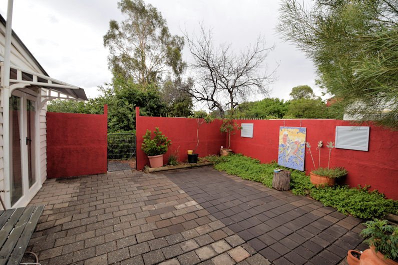 Photo - 93 Edwardes Street, Deniliquin NSW 2710 - Image 10