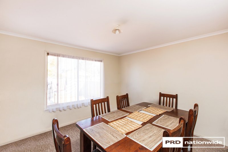 Photo - 93 Ellswood Crescent, Mildura VIC 3500 - Image 5