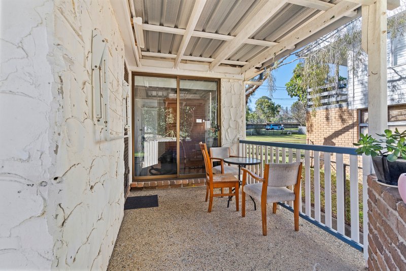 Photo - 93 Evenwood Street, Coopers Plains QLD 4108 - Image 12