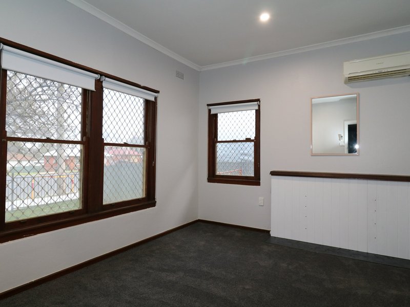 Photo - 93 Fernleigh Road, Turvey Park NSW 2650 - Image 6