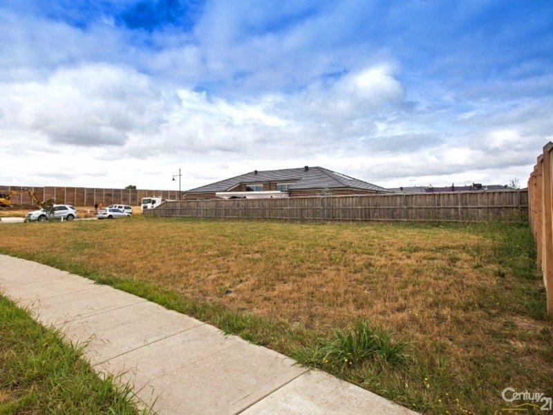 Photo - 93 Gallery Way, Pakenham VIC 3810 - Image 4