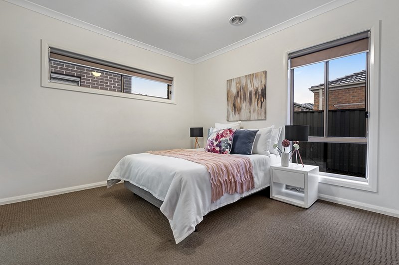 Photo - 93 Gateshead Street, Craigieburn VIC 3064 - Image 7