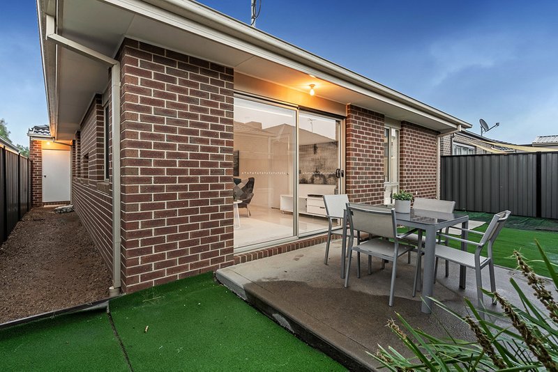 Photo - 93 Gateshead Street, Craigieburn VIC 3064 - Image 12