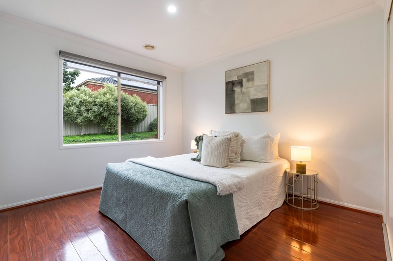 Photo - 93 Golf View Drive, Craigieburn VIC 3064 - Image 13