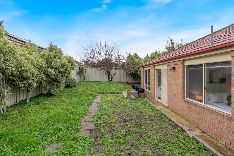 Photo - 93 Golf View Drive, Craigieburn VIC 3064 - Image 18