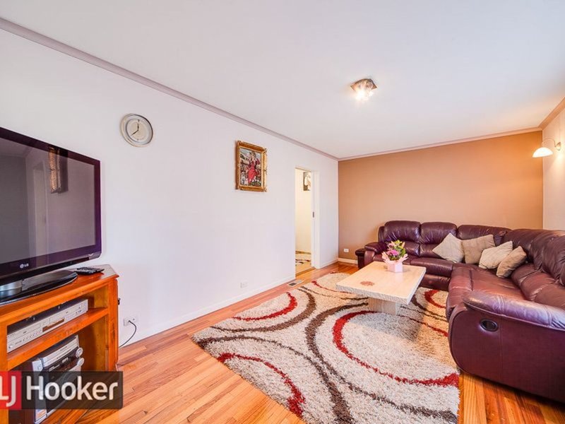 Photo - 93 Goodman Dr , Noble Park VIC 3174 - Image 3