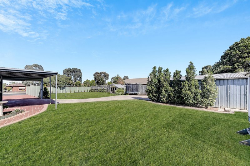 Photo - 93 Hanson Road, Craigieburn VIC 3064 - Image 18