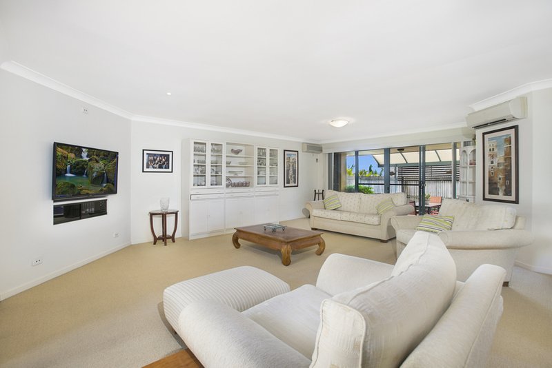 Photo - 93 Hargreaves Road, Manly West QLD 4179 - Image 5