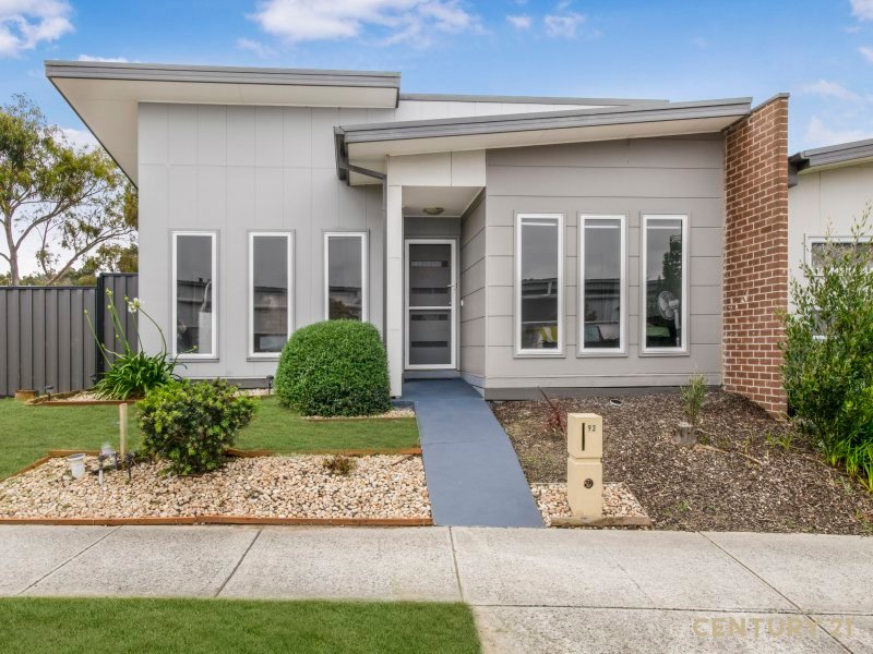 93 Havana Parade, Pakenham VIC 3810