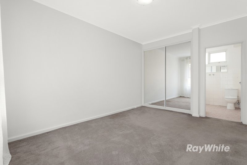 Photo - 9/3 Huntly Street, Glen Huntly VIC 3163 - Image 4