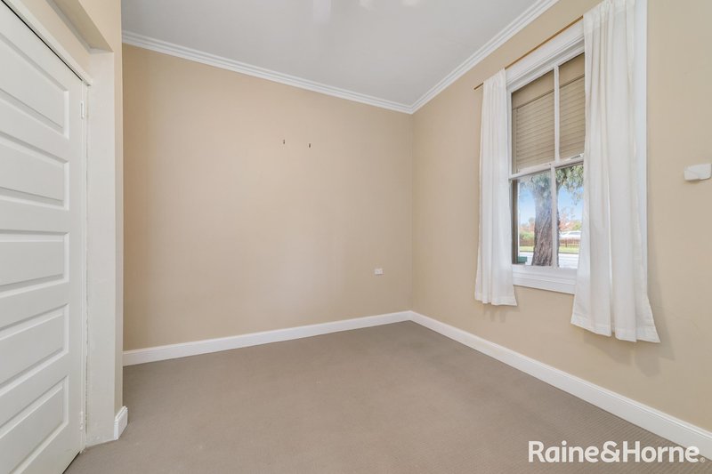 Photo - 93 Kinghorne Street, Goulburn NSW 2580 - Image 5