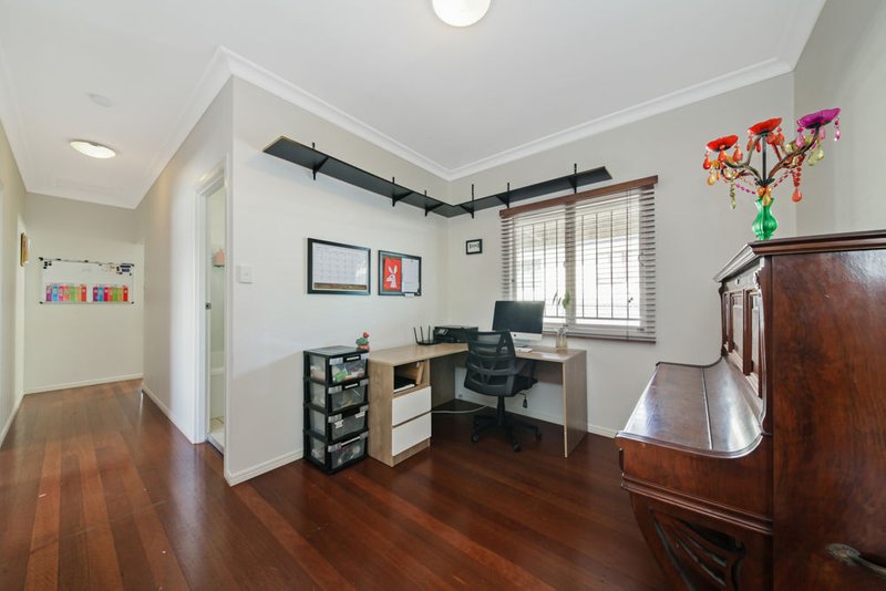 Photo - 93 Kirby Road, Aspley QLD 4034 - Image 14