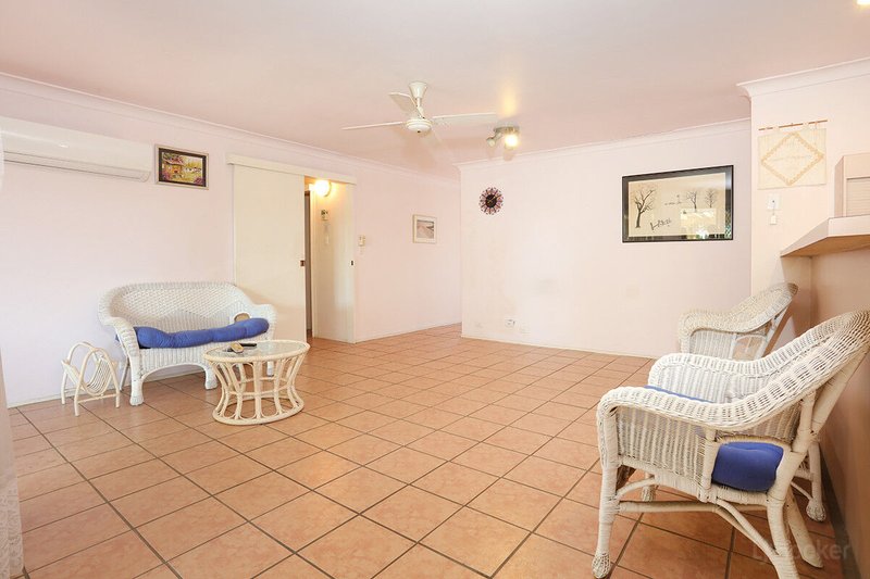 Photo - 93 Lae Drive, Runaway Bay QLD 4216 - Image 18