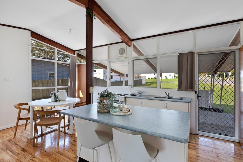 Photo - 93 Lakin Street, Bateau Bay NSW 2261 - Image 3