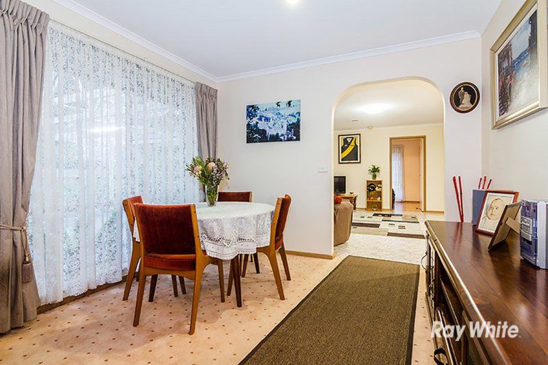 Photo - 93 Lawless Drive, Cranbourne North VIC 3977 - Image 9