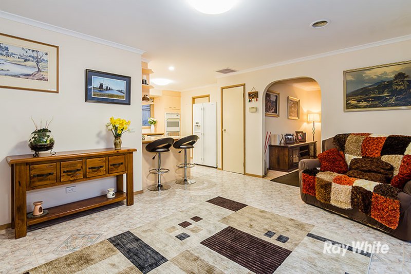 Photo - 93 Lawless Drive, Cranbourne North VIC 3977 - Image 13