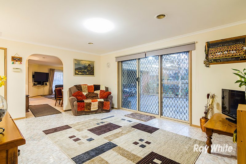 Photo - 93 Lawless Drive, Cranbourne North VIC 3977 - Image 14