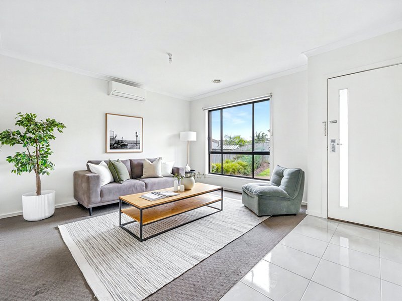 Photo - 9/3 Manor View, Pakenham VIC 3810 - Image 5
