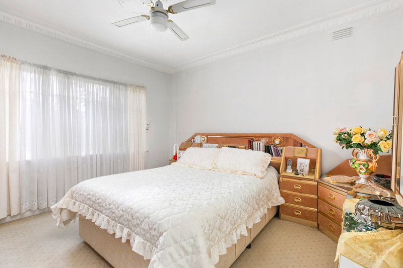 Photo - 93 Mcbryde Street, Fawkner VIC 3060 - Image 9