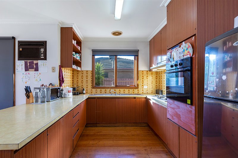 Photo - 93 Morris Road, Hoppers Crossing VIC 3029 - Image 3