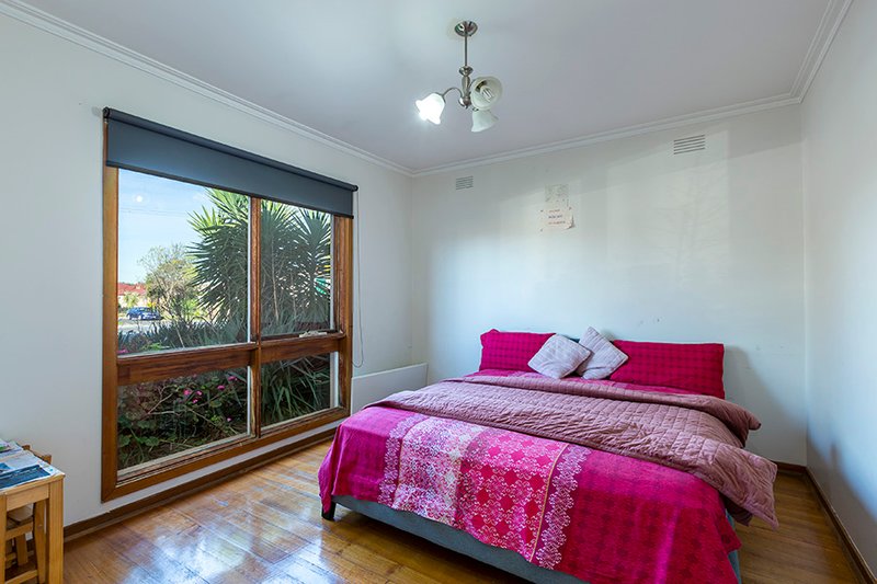 Photo - 93 Morris Road, Hoppers Crossing VIC 3029 - Image 5