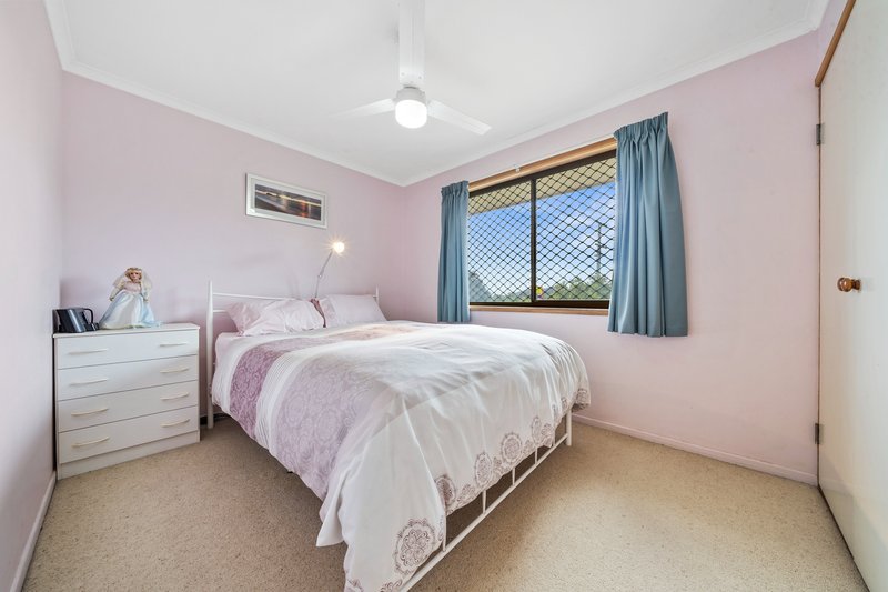 Photo - 93 Mount Warren Boulevard, Mount Warren Park QLD 4207 - Image 6