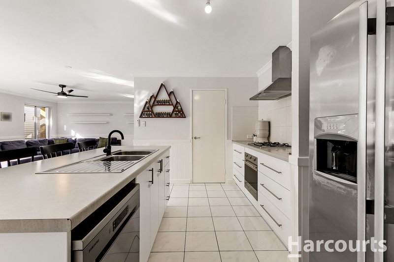 Photo - 93 Murdoch Drive, Singleton WA 6175 - Image 5