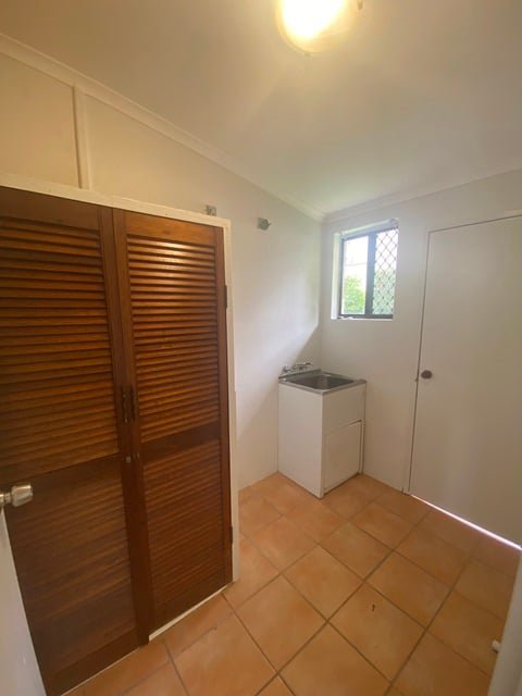 Photo - 93 Nanbaree Drive, Bray Park QLD 4500 - Image 6