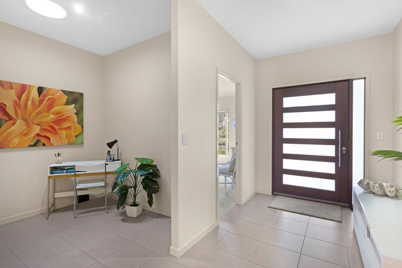 Photo - 93 Observatory Drive, Reedy Creek QLD 4227 - Image 15