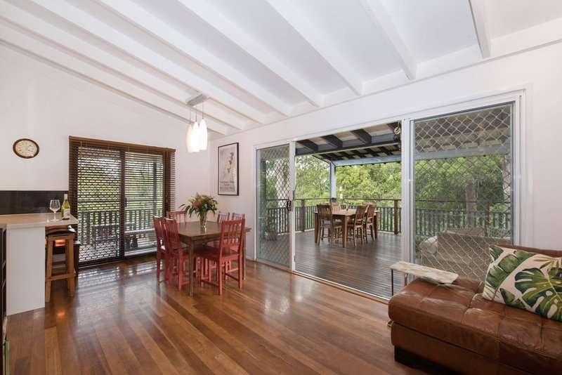 Photo - 93 Olearia Street West , Everton Hills QLD 4053 - Image 4