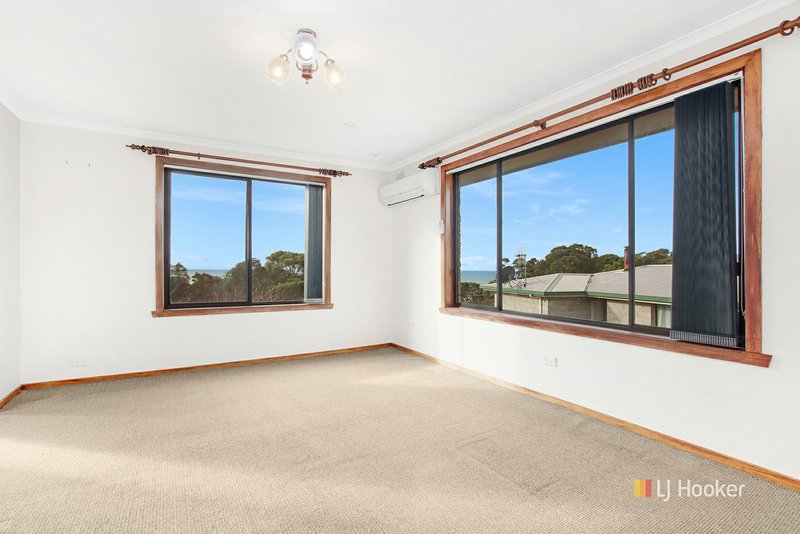 Photo - 93 Pelissier Street, Somerset TAS 7322 - Image 3